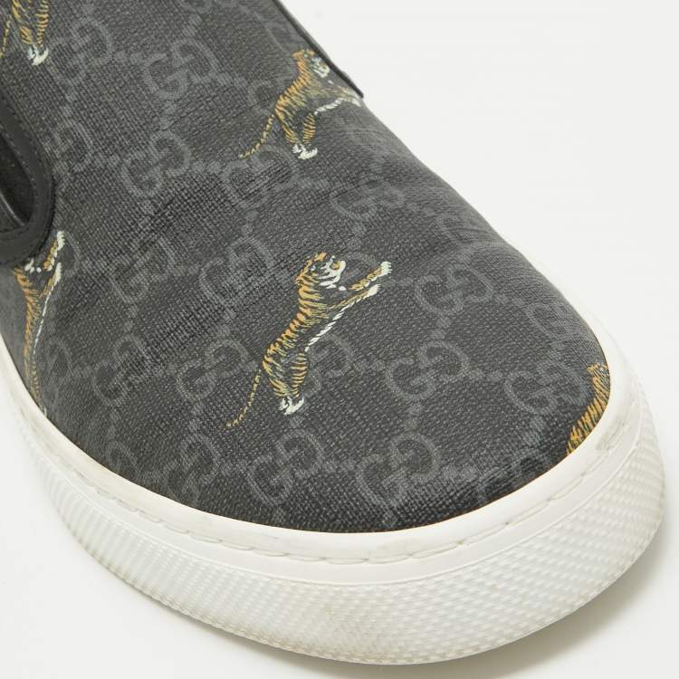 Pre Owned Gucci Black GG Supreme Canvas Tiger Print Dublin Sneakers Size 43.5