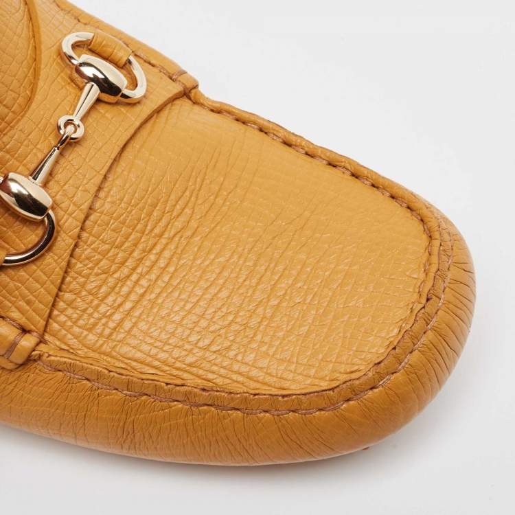 Pre Owned Gucci Yellow Leather Horsebit Slip On Loafers Size 42