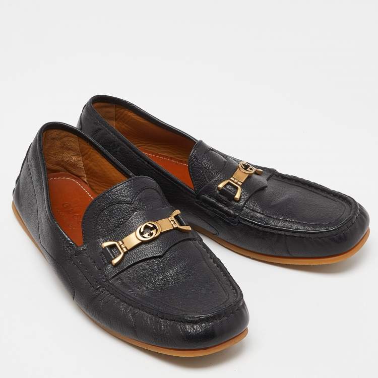 Pre Owned Gucci Black Leather Interlocking Logo Slip On Loafers Size 41.5