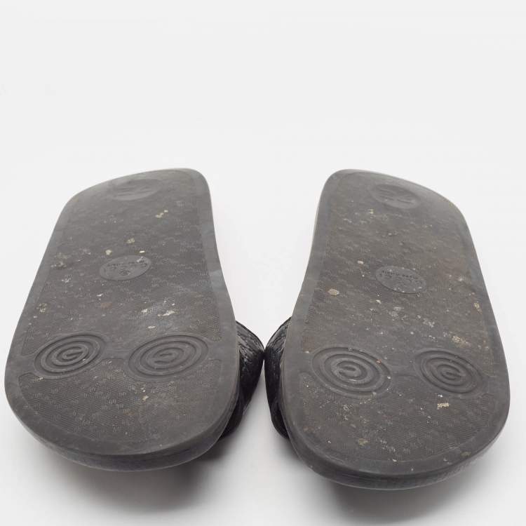 Pre Owned Gucci Black Microguccissima Leather Flat Slides Size 43
