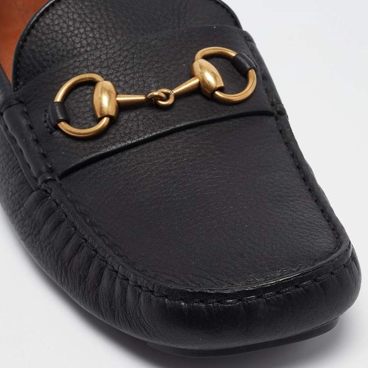 مملوكة مسبقًا Gucci Black Leather Horsebit Slip On Loafers Size 42