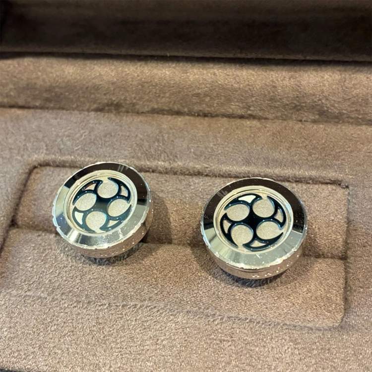 Pre Owned Harry Winston Ocean Cufflinks 750WG 33g Silver Shuriken