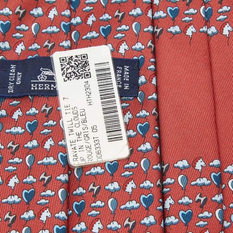 مملوكة مسبقًا ربطة عنق هيرمس حرير طوب أحمر فوق السحاب 7