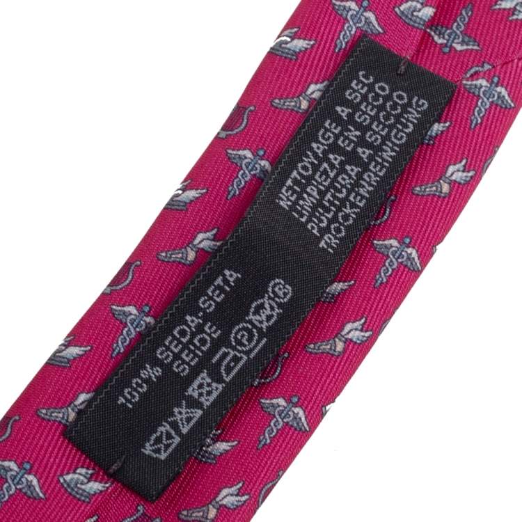 Pre Owned Hermes Fuchsia 7 Flying Hermes Silk Twill Tie 