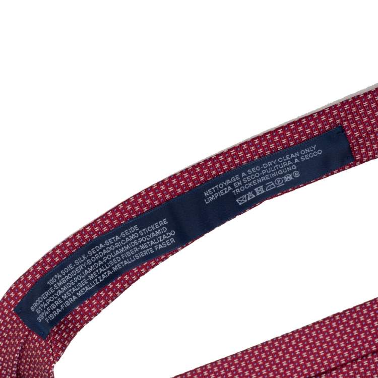Pre Owned Hermes Rouge 7 Mega Chariot Silk Tie 