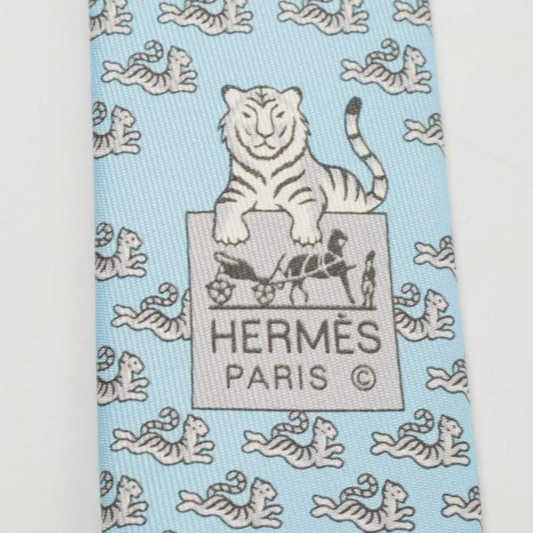 Pre Owned Hermès Blue 7 Happy Tiger Printed Silk Slim Tie