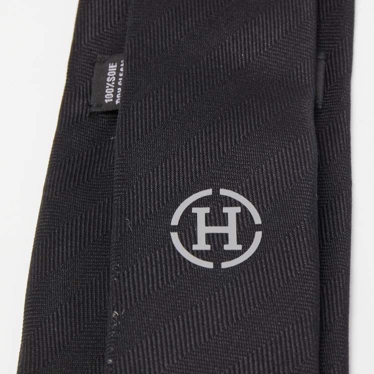 Pre Owned Hermès Black Chevron Recto Verso Silk Slim Tie