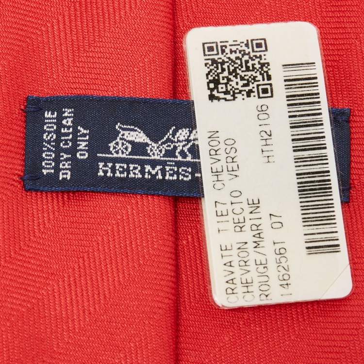 Pre Owned Hermès Red Chevron Recto Verso Silk Slim Tie
