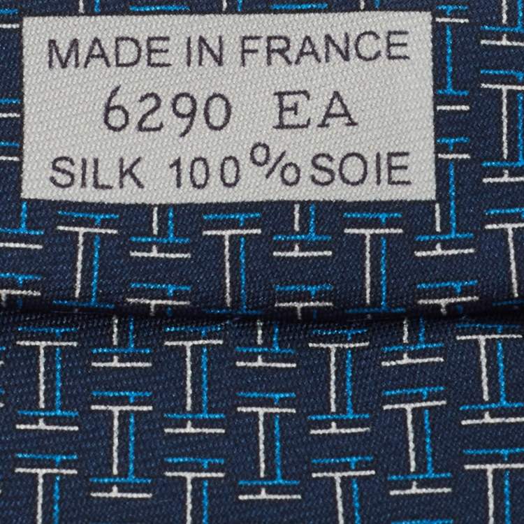 مملوكة مسبقًا Hermès Navy Blue 7 Quinte Printed Silk Slim Tie