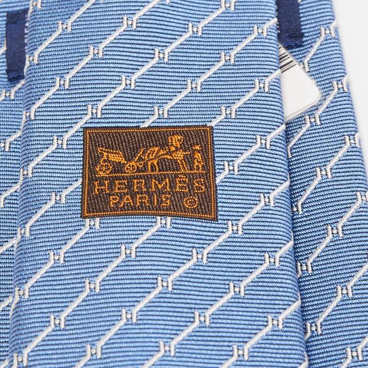 مملوكة مسبقًا Hermès Blue H Quadrige Silk Jacquard Slim Tie