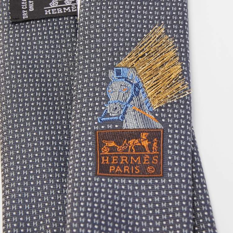 Pre Owned Hermès Charcoal Grey Mega Chariot Silk Jacquard Slim Tie