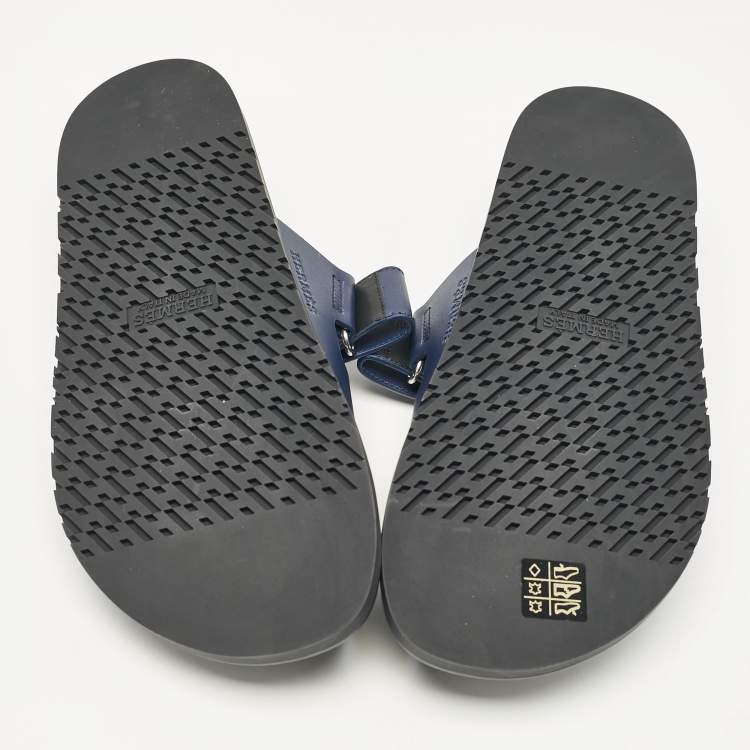 Pre Owned Hermès Navy Blue/Black Leather Chypre Sandals Size 42