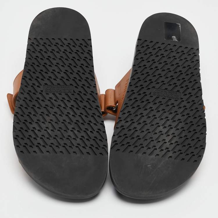 Pre Owned Hermès Brown Leather Chypre Sandals Size 39