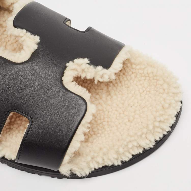 Pre Owned Hermes Black Leather and Shearling Fur Lined Chypre Sandals Size 45.5