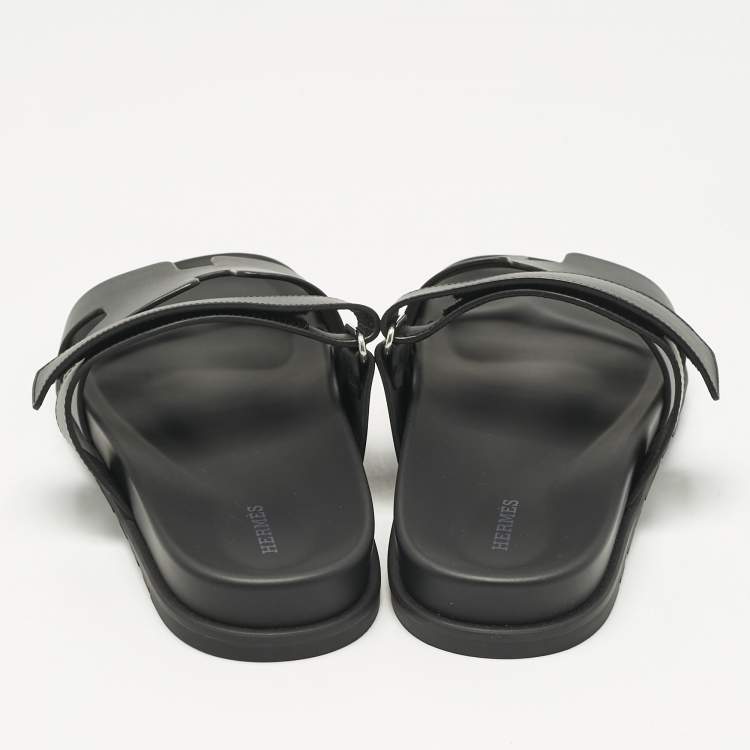 Pre Owned Hermès Black Leather Chypre Sandals Size 43