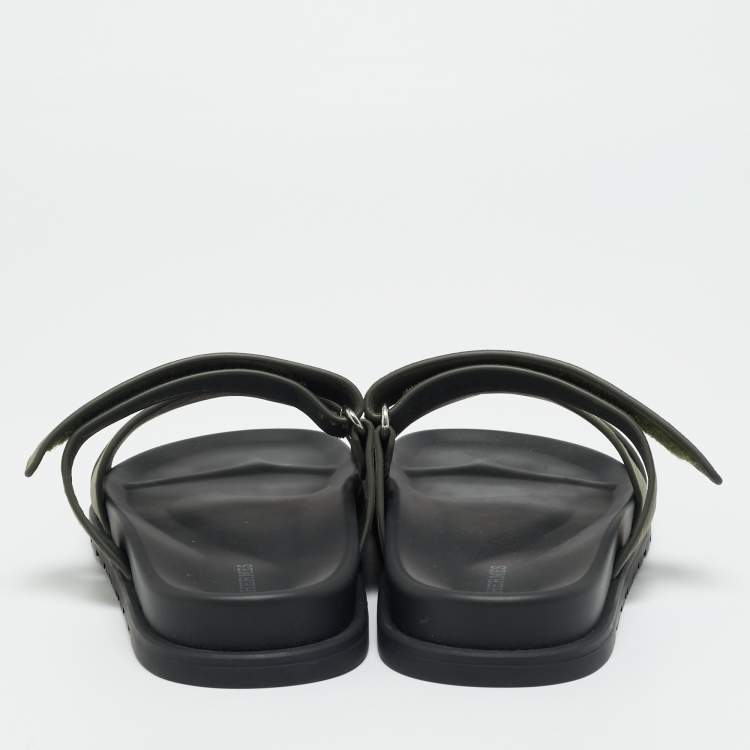 مملوكة مسبقًا Hermes Chypre Size 42 Dark Olive Green Slide Sandals