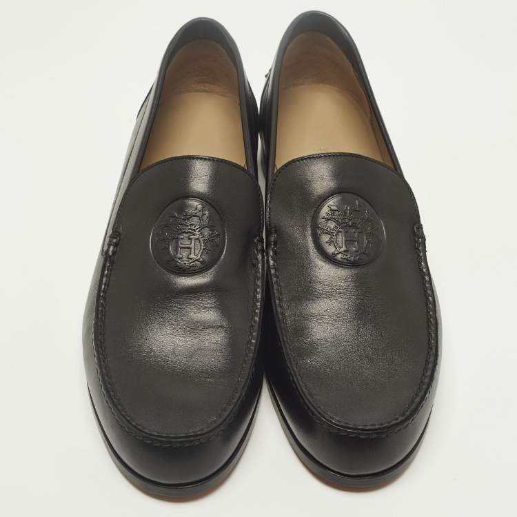 Pre Owned Hermes Size 42.5 Black Leather Logo Embossed Loafers