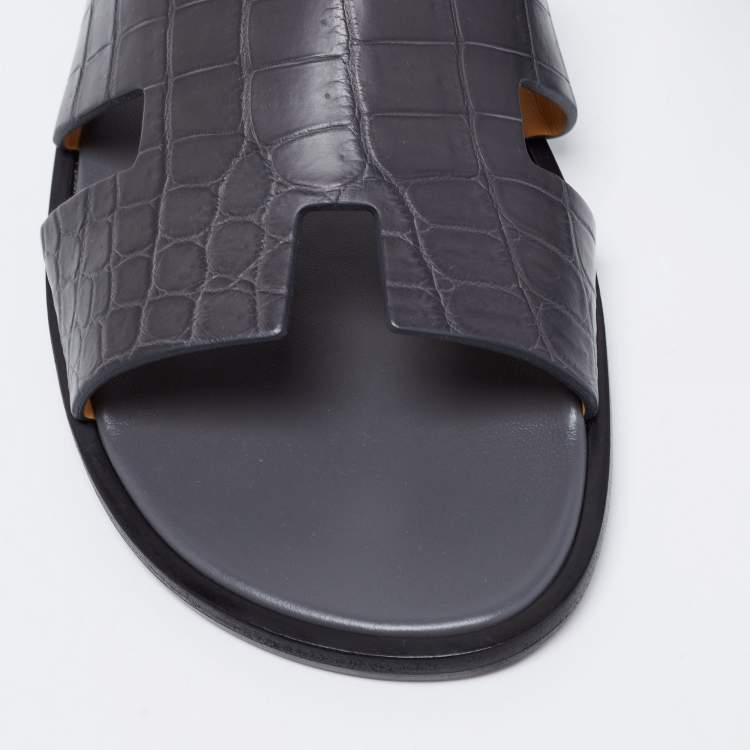 Pre Owned Hermès Grey Crocodile Leather Izmir Flats Size 45