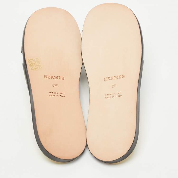 Pre Owned Hermès Olive Green Leather Izmir Slide Sandals Size 42.5