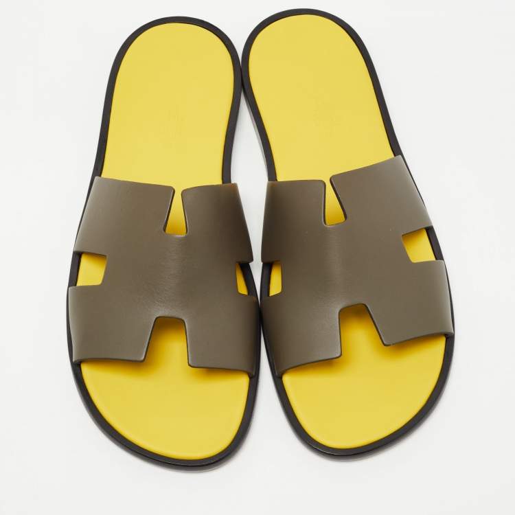 Pre Owned Hermès Olive Green Leather Izmir Slide Sandals Size 42.5