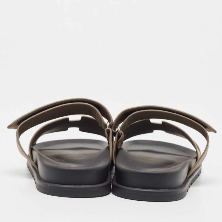 Pre Owned Hermes Grey Suede Chypre Sandals Size 42.5 