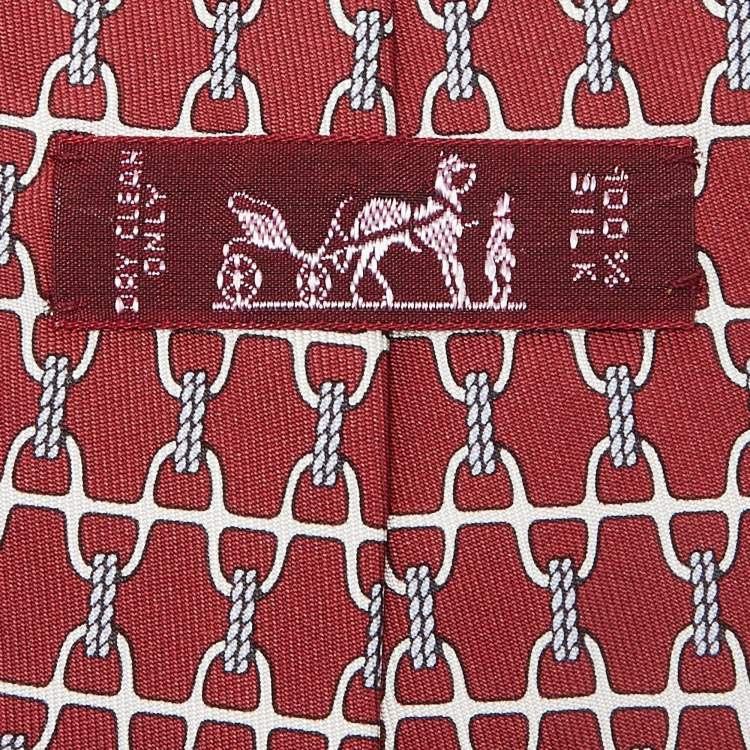 مملوكة مسبقًا Hermes Red Stirrup Print Silk Classic Tie