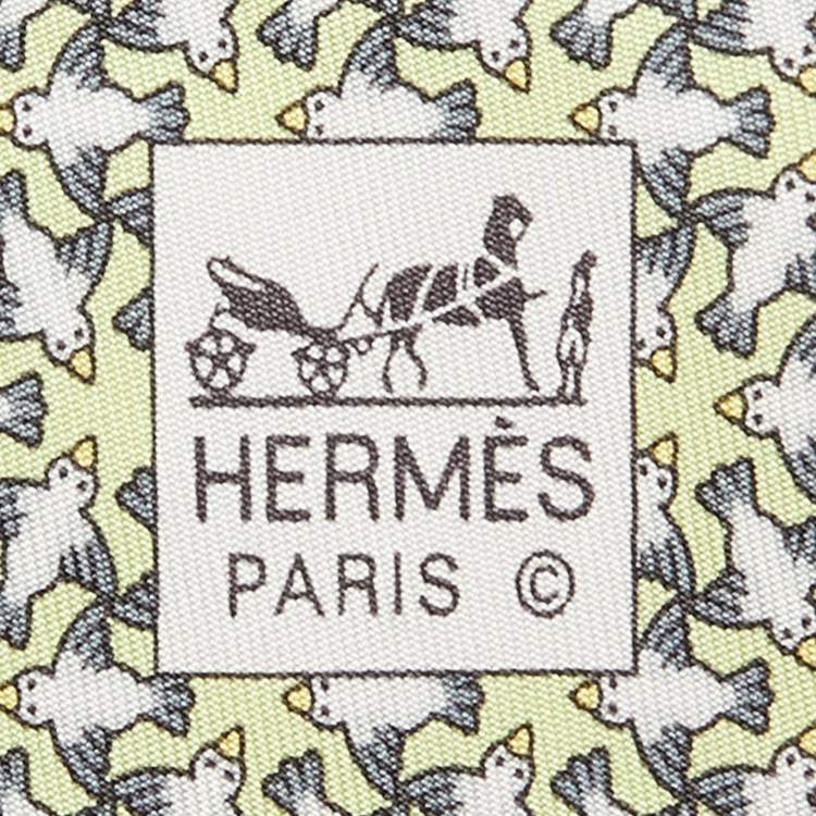 Pre Owned Hermès Lime Green Dove Print Silk Traditional Tie