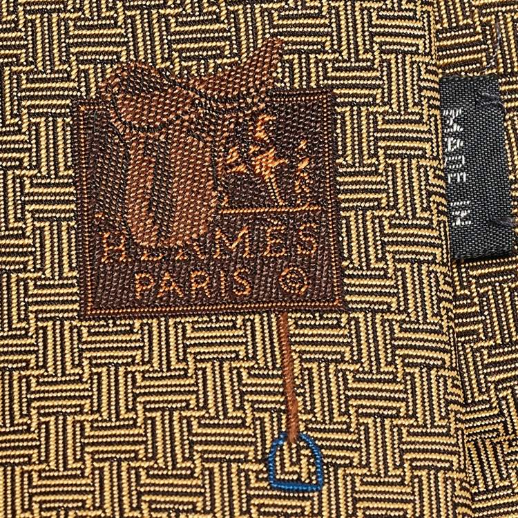 مملوكة مسبقًا Hermès Yellow Terre D'H Silk Tie