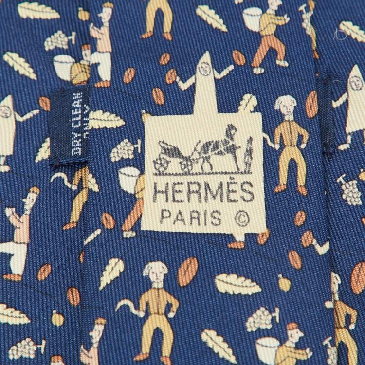 Pre Owned Hermes Blue Les Vendanges Print Silk Classic Tie