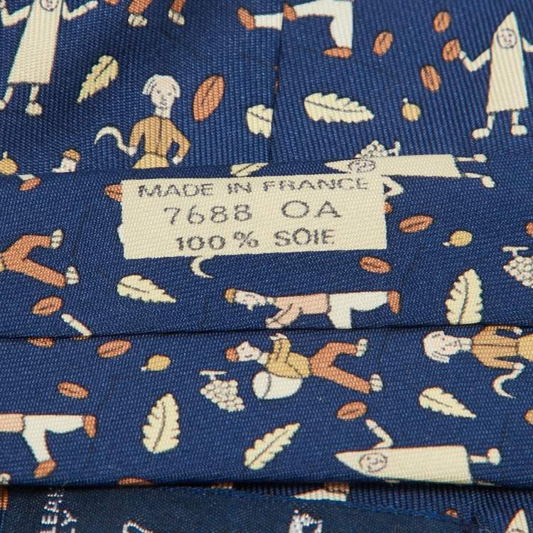 Pre Owned Hermes Blue Les Vendanges Print Silk Classic Tie