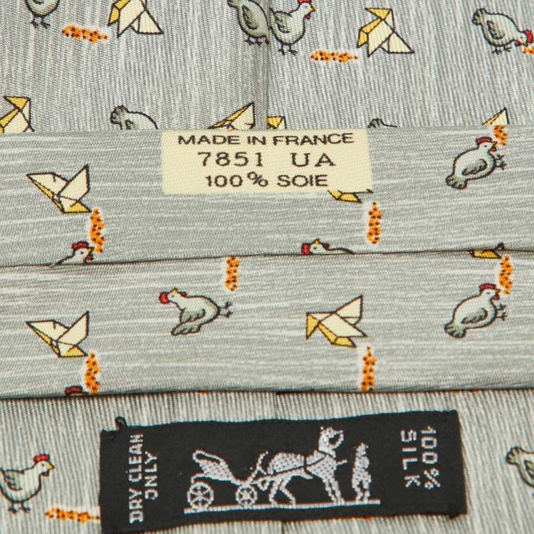 Pre Owned Hermes Multicolor Whimsical Chickens Print Silk Classic Tie