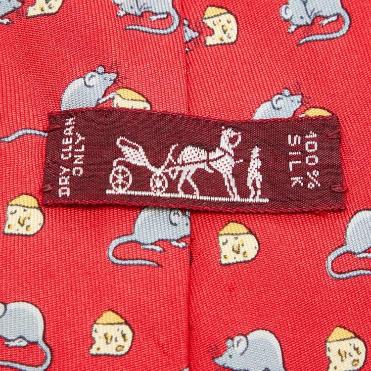 Pre Owned Hermès Red Mouse and Cheese Print Silk Classic Tie