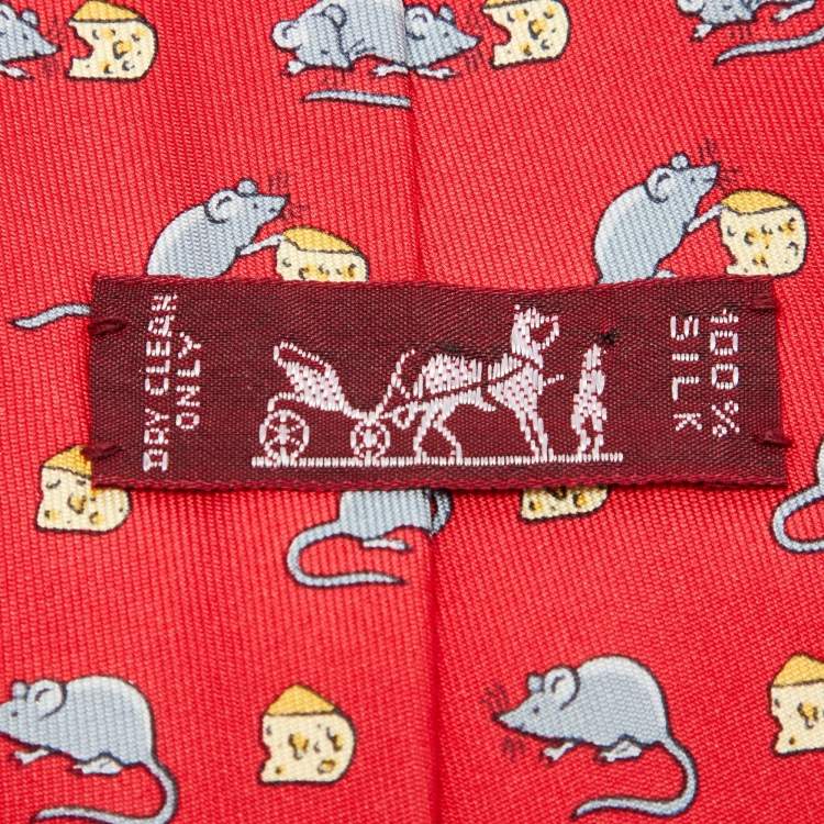 Pre Owned Hermès Red Mouse and Cheese Print Silk Classic Tie