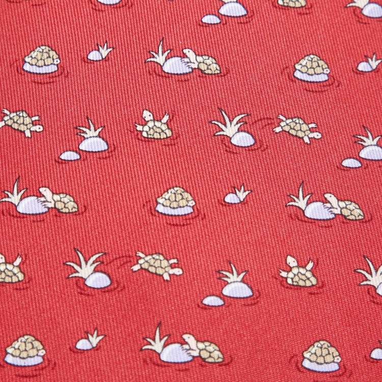 Pre Owned Hermès Red Whimsical Turtles Print Silk Classic Tie