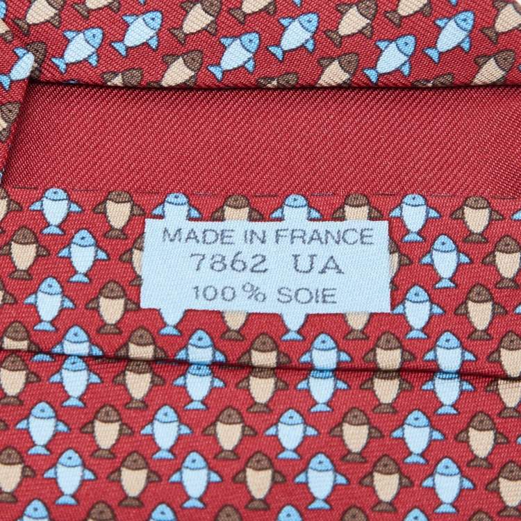 Pre Owned Hermès Red Printed Fish Silk Classic Tie