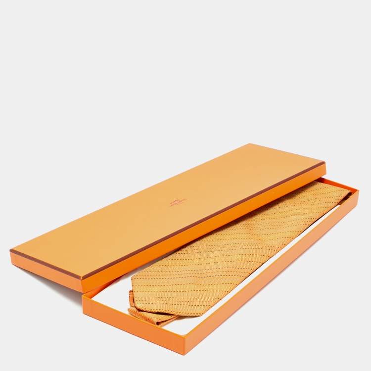 Pre Owned Hermès Yellow Patterned Silk Tie 