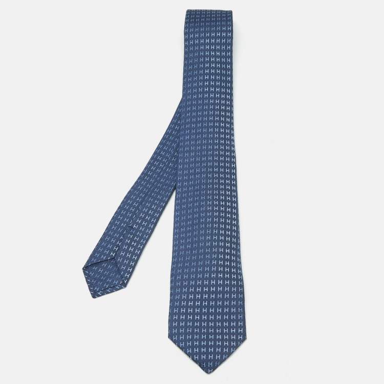مملوكة مسبقًا Hermes Blue Faconnee H Silk Tie