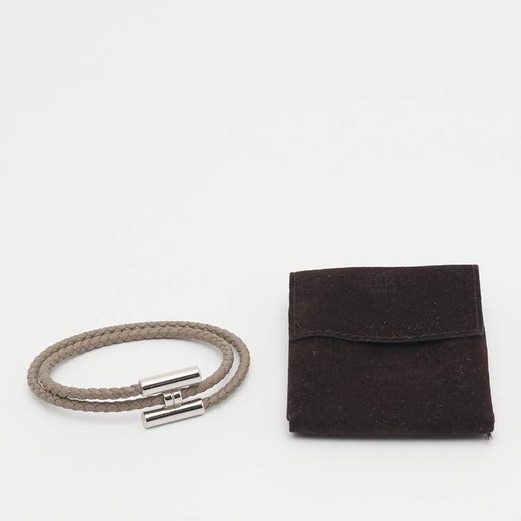 مملوكة مسبقًا Hermès Tournis Tresse Grey Leather Palladium Plated Bracelet