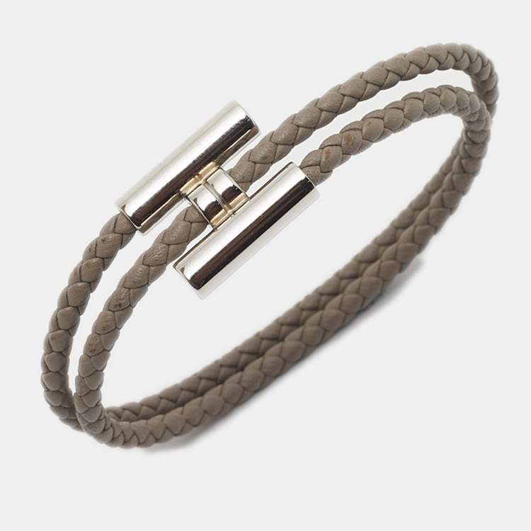 مملوكة مسبقًا Hermès Tournis Tresse Grey Leather Palladium Plated Bracelet