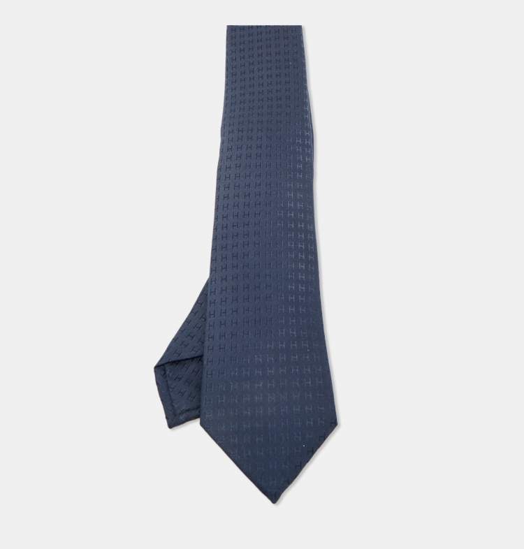 مملوكة مسبقًا Hermes Navy Blue H Patterned Silk Tie