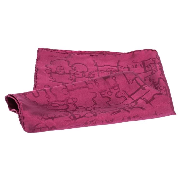 Pre Owned Hermes Magenta Horsebit Pattern Silk Jacquard Pocket Square