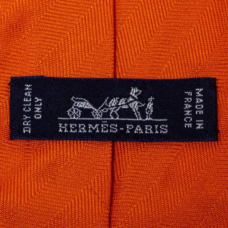مملوكة مسبقًا Hermès Orange Unie Chevron Narrow Silk Tie