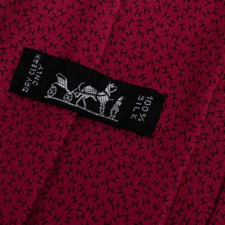 مملوكة مسبقًا Hermes Burgundy H Print Silk Tie