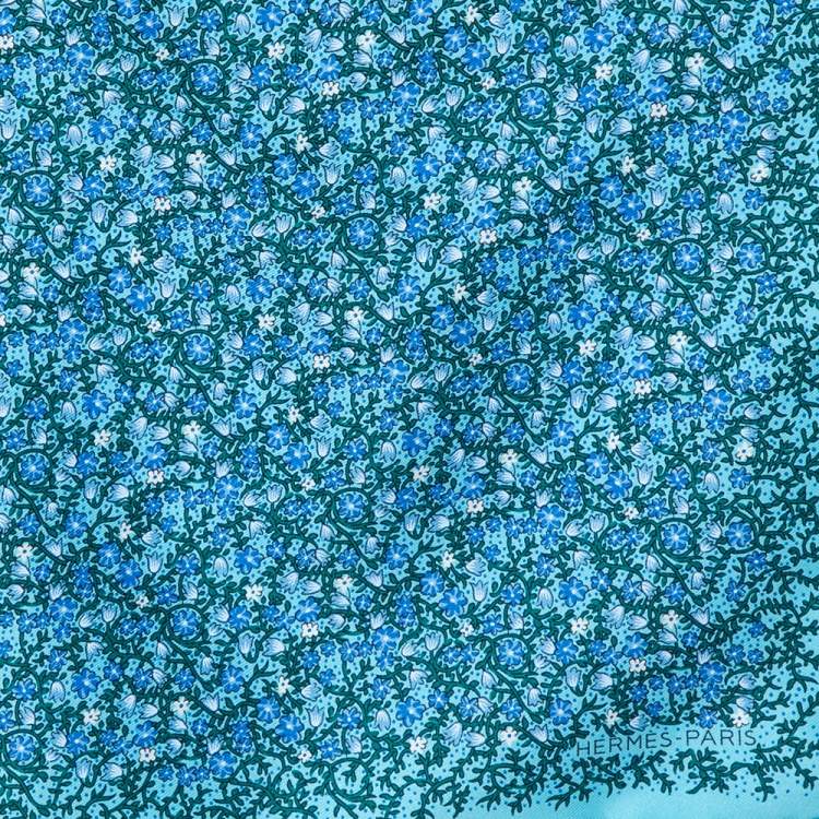Pre Owned Hermès Blue Floral  Printed Silk Pocket Square