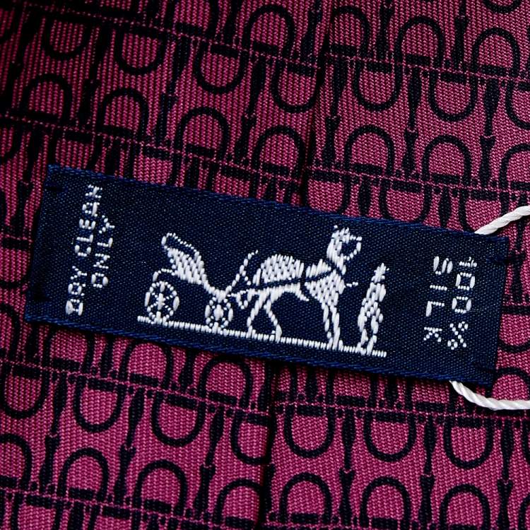 مملوكة مسبقًا Hermes Dark Onion Pink Printed Silk Tie 