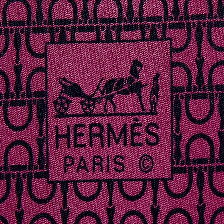 مملوكة مسبقًا Hermes Dark Onion Pink Printed Silk Tie 