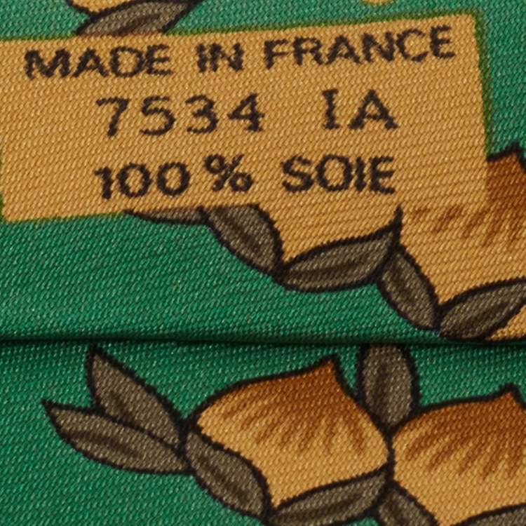 Pre Owned Hermes Green Hazelnut Print Silk Tie 