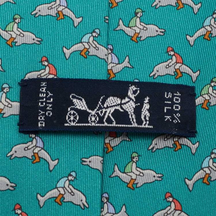 مملوكة مسبقًا Hermes Teal Blue Dolphin Print Silk Classic Tie