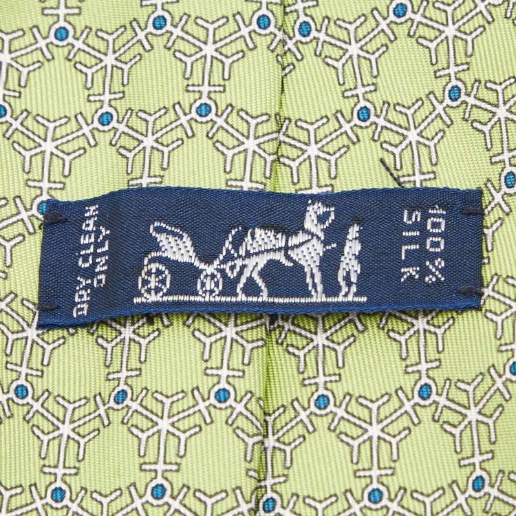 Pre Owned Hermes Green Silk Flocons Print Silk Tie