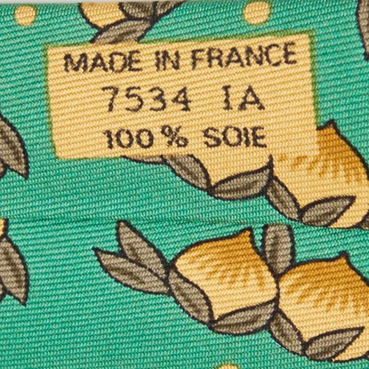 مملوكة مسبقًا Hermes Green Hazelnut Print Silk Tie 